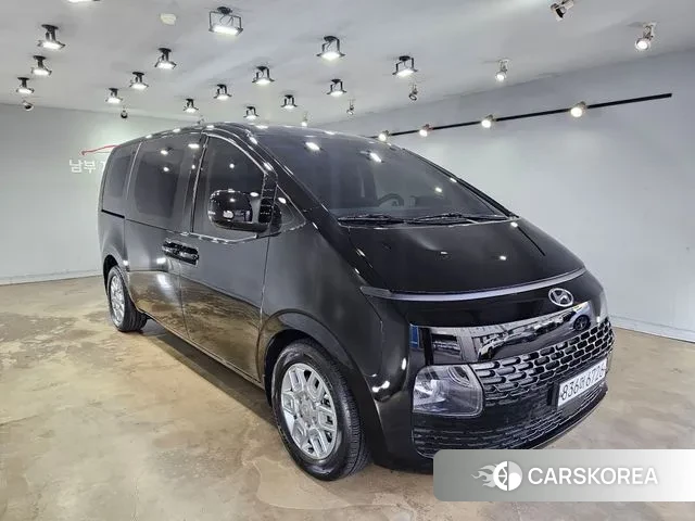 Hyundai Staria 2022 Черный из Кореи