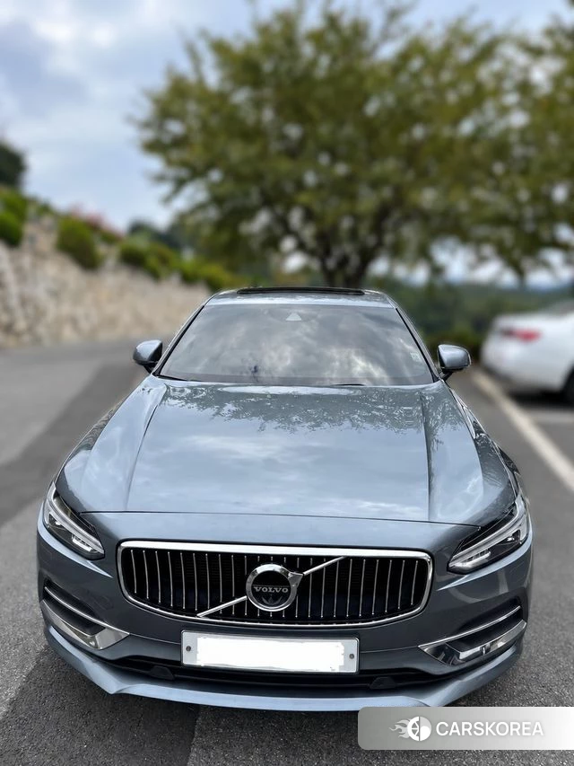 Volvo S90 2018 Серый из Кореи