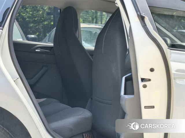 Volkswagen Polo 2023 Белый из Китая
