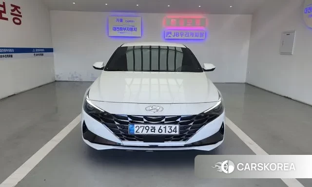 Hyundai Avante (CN7) 2020 Белый из Кореи