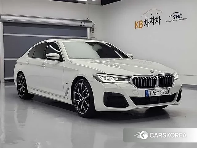 BMW 5 Series (G30) 2022 Белый из Кореи