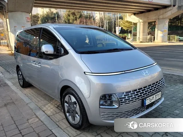 Hyundai Staria 2024 Серебряный из Кореи