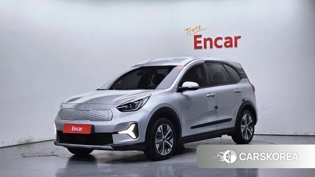 Kia Niro Plus 2022 Серебряный из Кореи