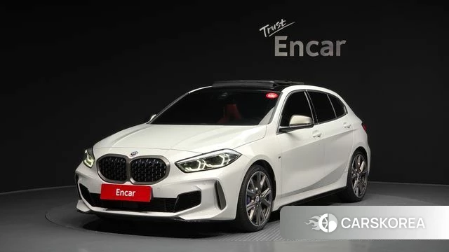 BMW 1 Series (F40) 2022 Белый из Кореи