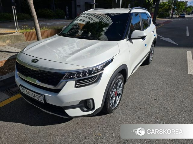 Kia Seltos 2020 Белый из Кореи