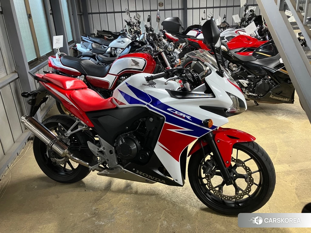Проданный Honda CBR400R 2014 из Японии, фото 2