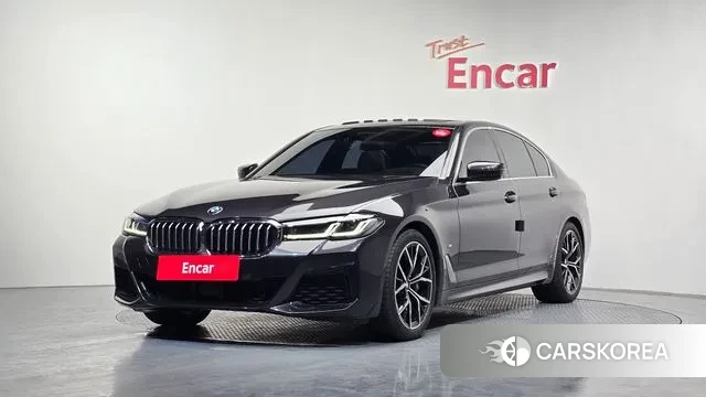 BMW 5 Series (G30) 2023 Черный из Кореи