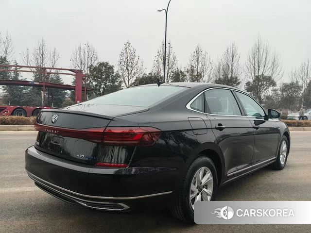 Volkswagen Passat PHEV 2025 Черный из Китая