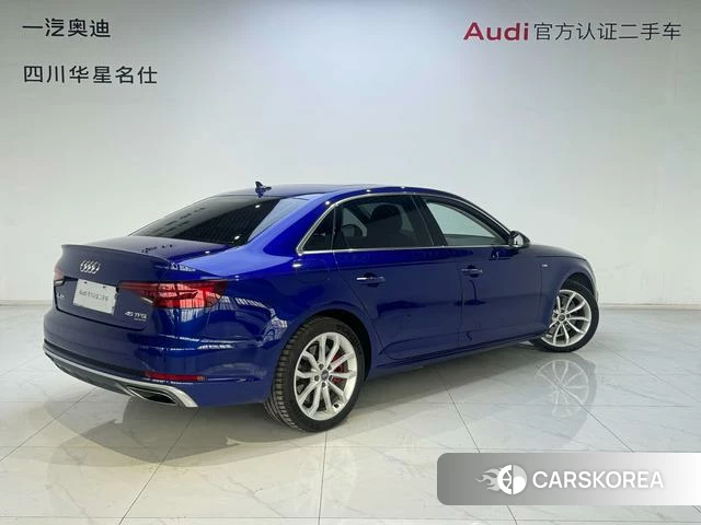 Audi A4L 2019 Синий из Китая