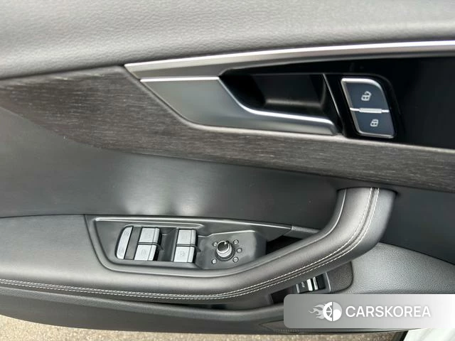 Audi A4L 2024 Белый из Китая