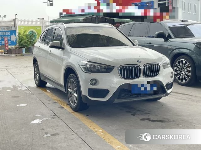 BMW X1 2018 Белый из Китая