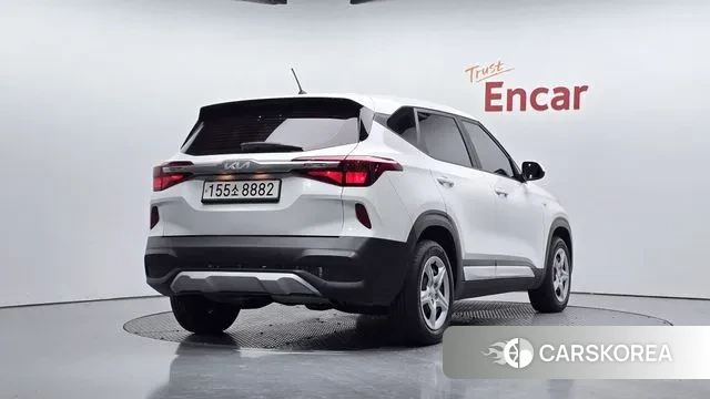 Kia Seltos 2021 Белый из Кореи