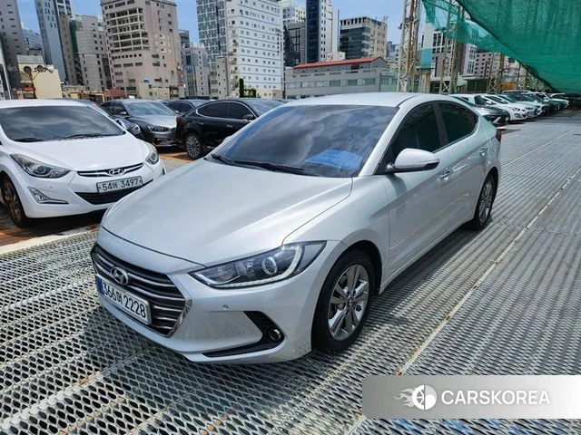 Hyundai Avante AD 2018 Серебряный из Кореи