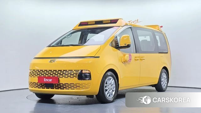 Hyundai Staria 2021 Желтый из Кореи