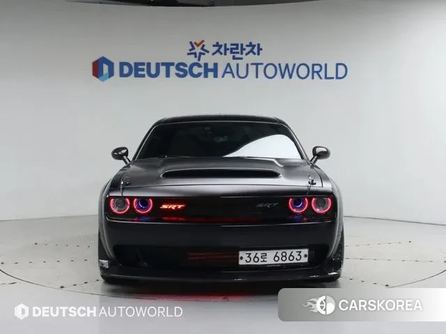 Dodge Challenger 2018 Черный из Кореи