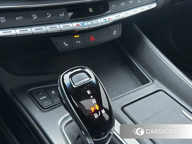 Cadillac CT5 2021 Темно-серый из Китая