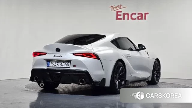 Toyota Supra 5th Generation 2024 Белый из Кореи
