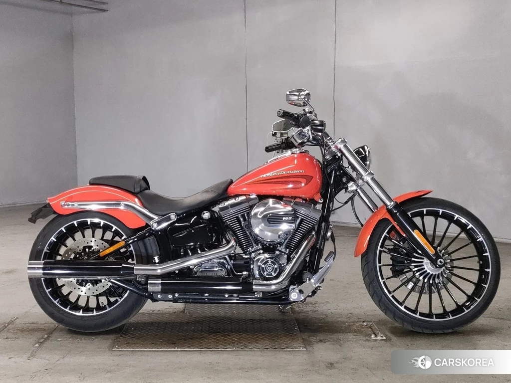 Проданный Harley-Davidson Softail Breakout FXSB1690 2017 из Японии