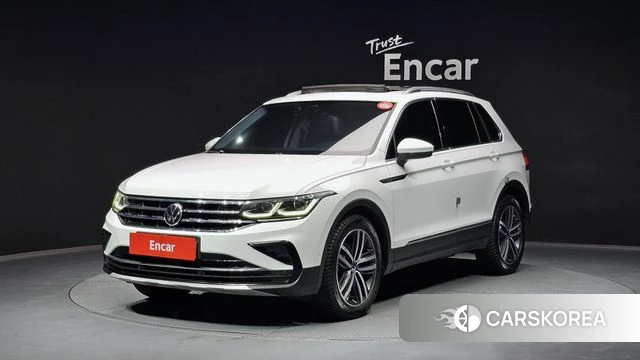 Volkswagen Tiguan second Generation 2021 Белый из Кореи