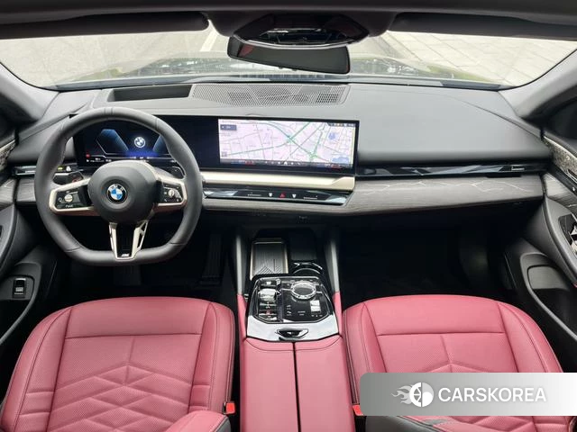 BMW 5 series 2025 Черный из Китая