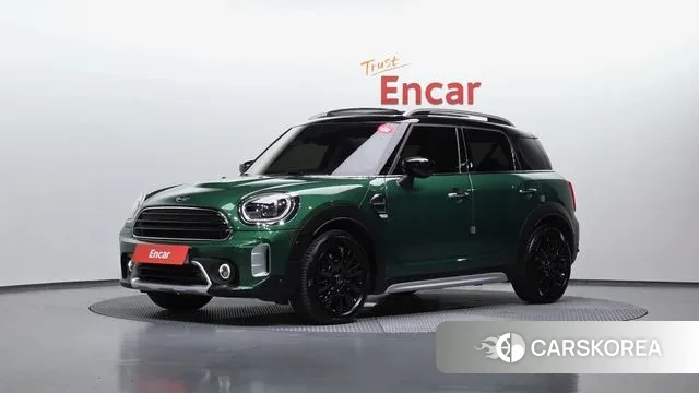 Mini Cooper Countryman 2024 Темно-зеленый из Кореи