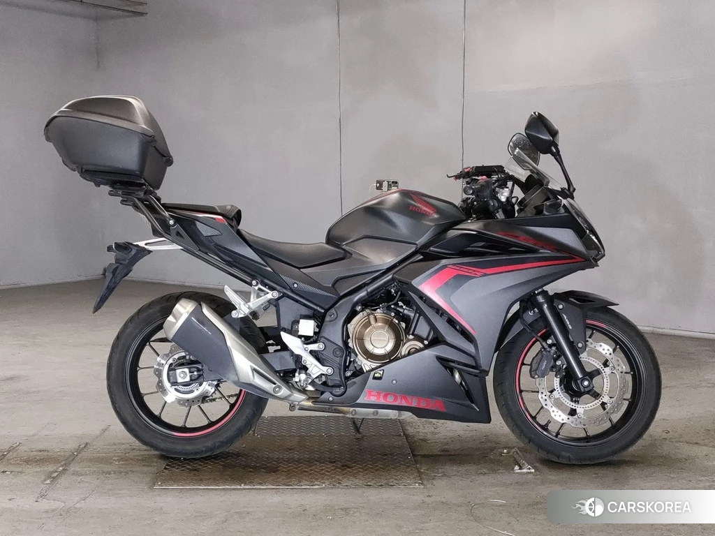 Проданный Honda CBR400R 2019 из Японии, фото 2