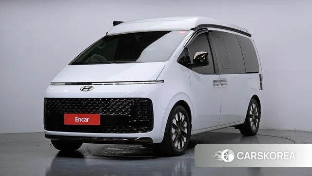 Hyundai Staria 2023 Белый из Кореи