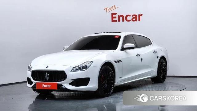 Maserati Quattroporte 2018 Белый из Кореи