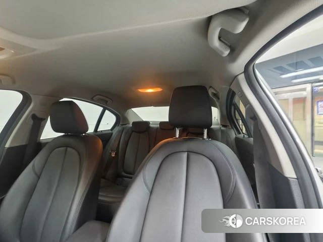 BMW 1 series 2021 Белый из Китая