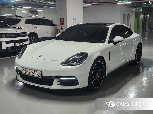 Porsche Panamera (971) 2019 Белый из Кореи