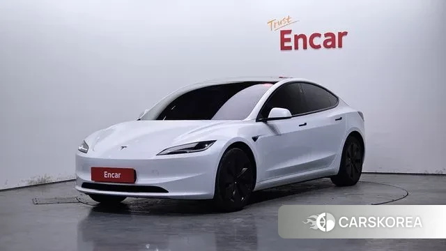 Tesla Model 3 2024 Белый из Кореи