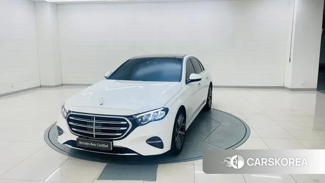 Mercedes-Benz E-Class W214 2024 Белый из Кореи