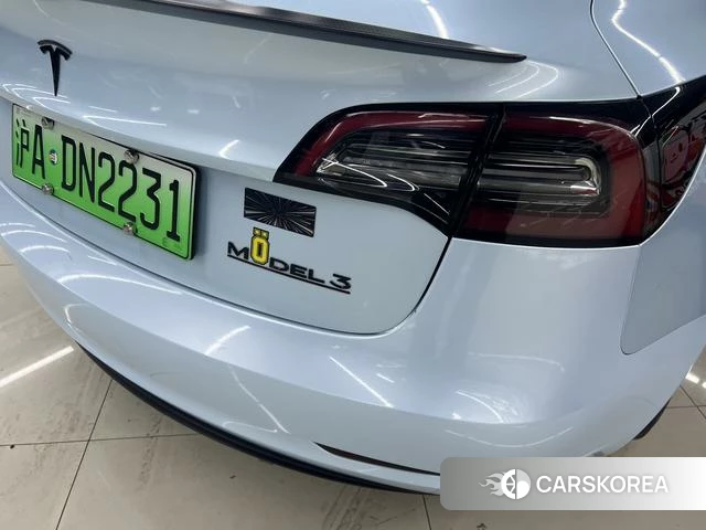 Tesla Model 3 2021 Синий из Китая