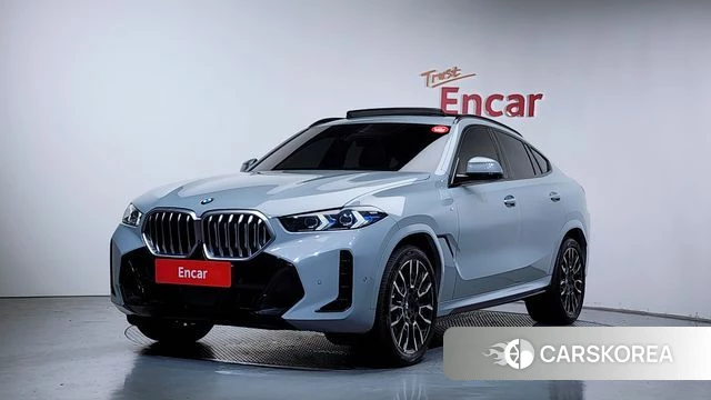 BMW X6 (G06) 2024 Светло-серебряный цвет из Кореи