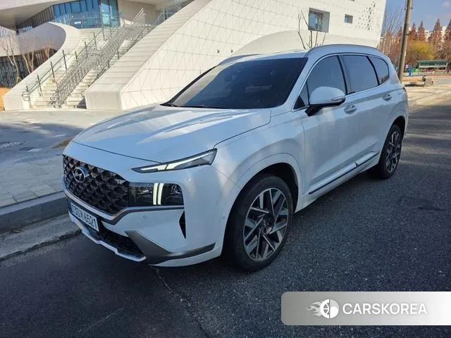 Hyundai The New Santa Fe 2023 Белый из Кореи