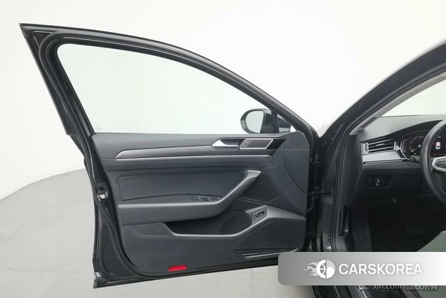 Volkswagen Magotan 2021 Черный из Китая