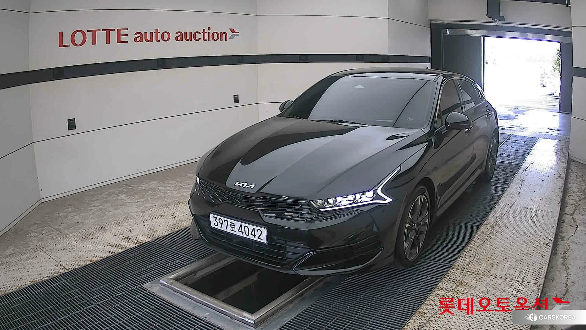 Kia K5 2023 Черный из Кореи