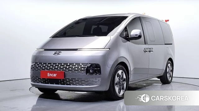 Hyundai Staria 2023 Серебристо-серый из Кореи
