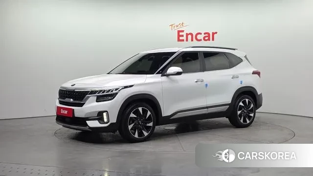 Kia Seltos 2021 Белый из Кореи