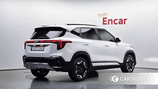 Kia The New Seltos 2023 Белый из Кореи