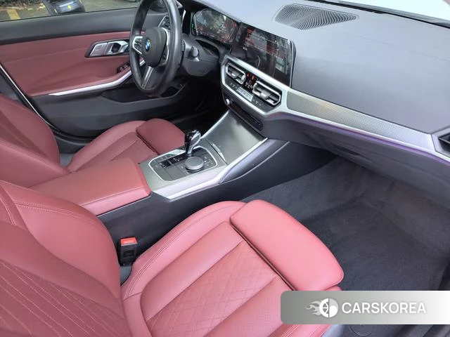 BMW 3 series 2022 Белый из Китая