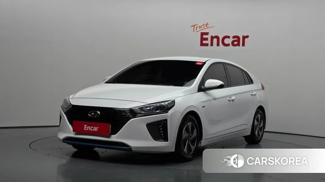 Hyundai Ionic Hybrid 2018 Белый из Кореи