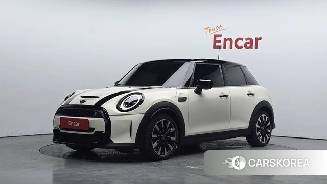 Mini Cooper S 2021 Жемчужный цвет из Кореи
