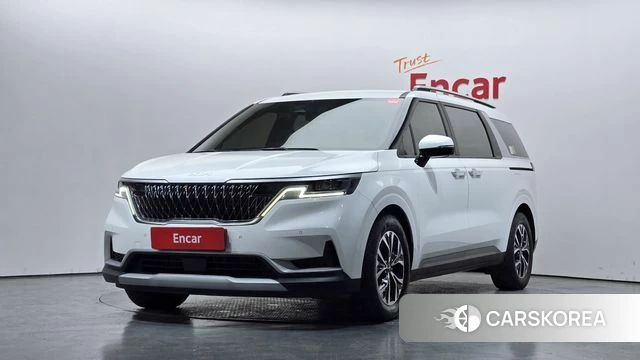 Kia Carnival 4th generation 2023 Белый из Кореи