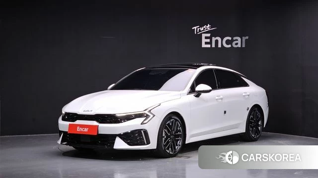 Kia The New K5 3rd generation 2023 Белый из Кореи