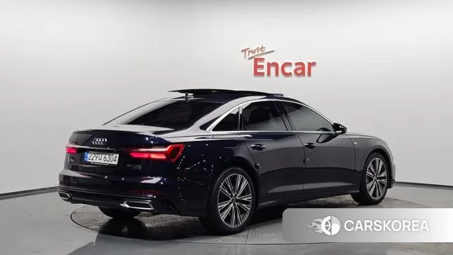 Audi A6 (C8) 2022 Синий из Кореи