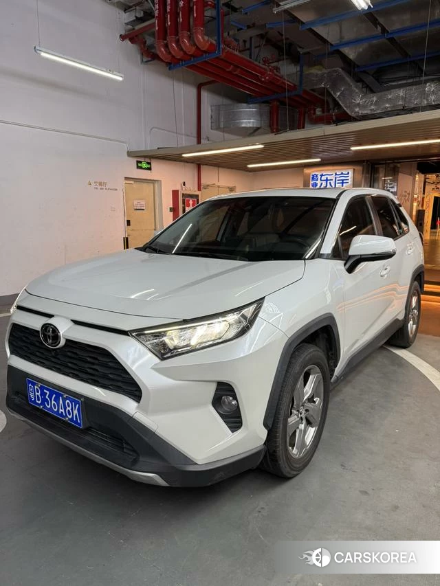 Toyota RAV4 Rongfang 2022 Белый из Китая