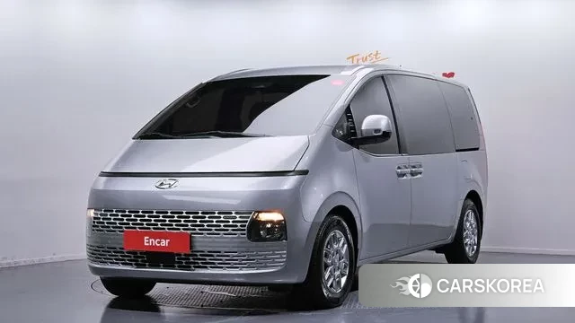 Hyundai Staria 2021 Серебряный из Кореи