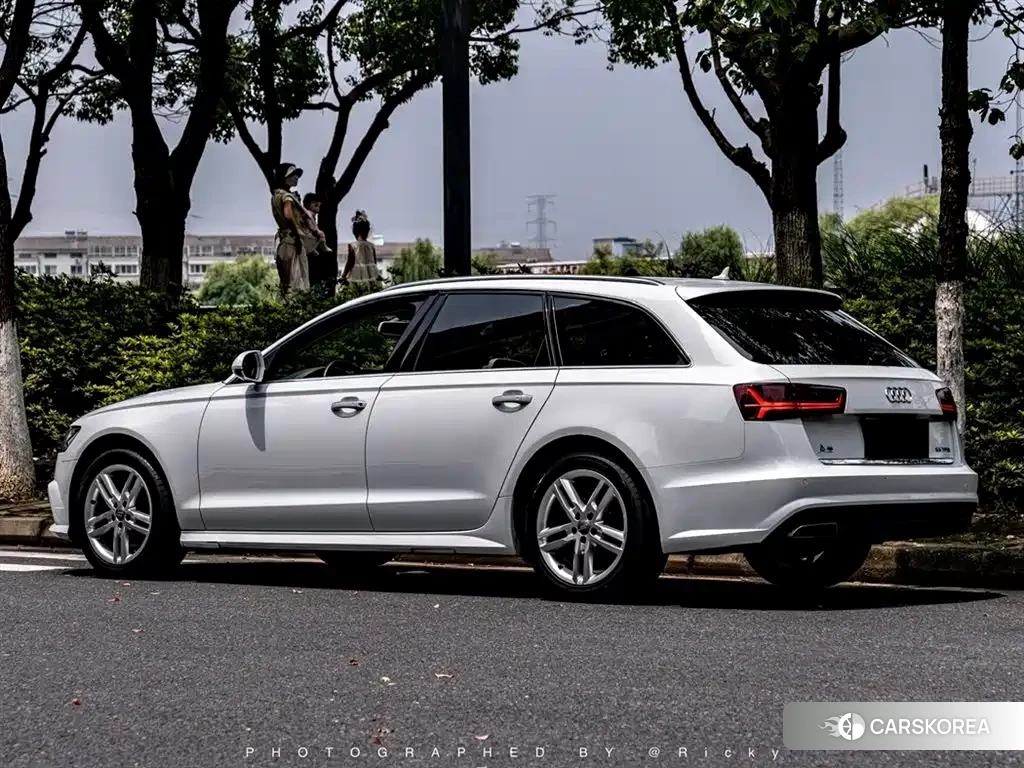 Audi A6 2019 Белый из Китая