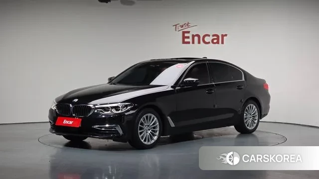 BMW 5 Series (G30) 2019 Черный из Кореи